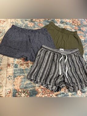 3-Pack Casual Shorts - Olive, Navy Stripe, Gray Stripe Universal Threads & dash